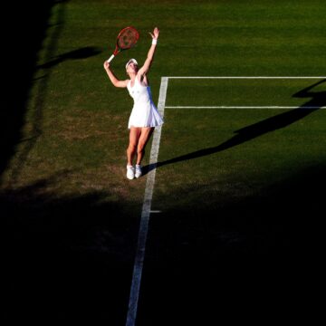 Рыбакина уверенно вышла во второй круг Уимблдона