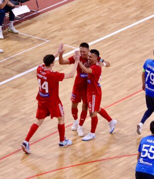 «Кайрат» и «Семей» уверенно вышли в четвертьфинал Кубка Казахстана