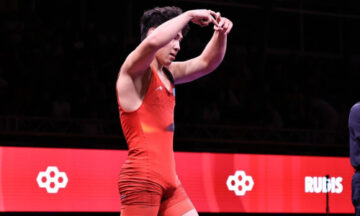 Казахстанский борец вышел в финал чемпионата мира по греко-римской борьбе