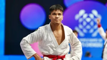 Казахстанский спортсмен завоевал бронзу Всемирных игр в Китае