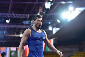 Олимпийский призёр стартовал с победы на чемпионате мира