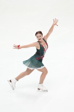 Лучшая фигуристка Казахстана идет второй после короткой программы на этапе серии Гран-при в Японии