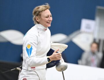 Казахстанская шпажистка завоевала историческую медаль