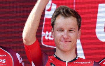 Бельгийский гонщик продолжит карьеру в XDS Astana Team