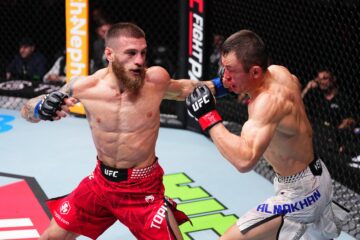 Казахстанский боец уступил в жесткой схватке на турнире UFC в Катаре