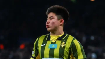 Тонкий расчёт «Кайрата»: Сатпаев получил карточку по указанию тренера