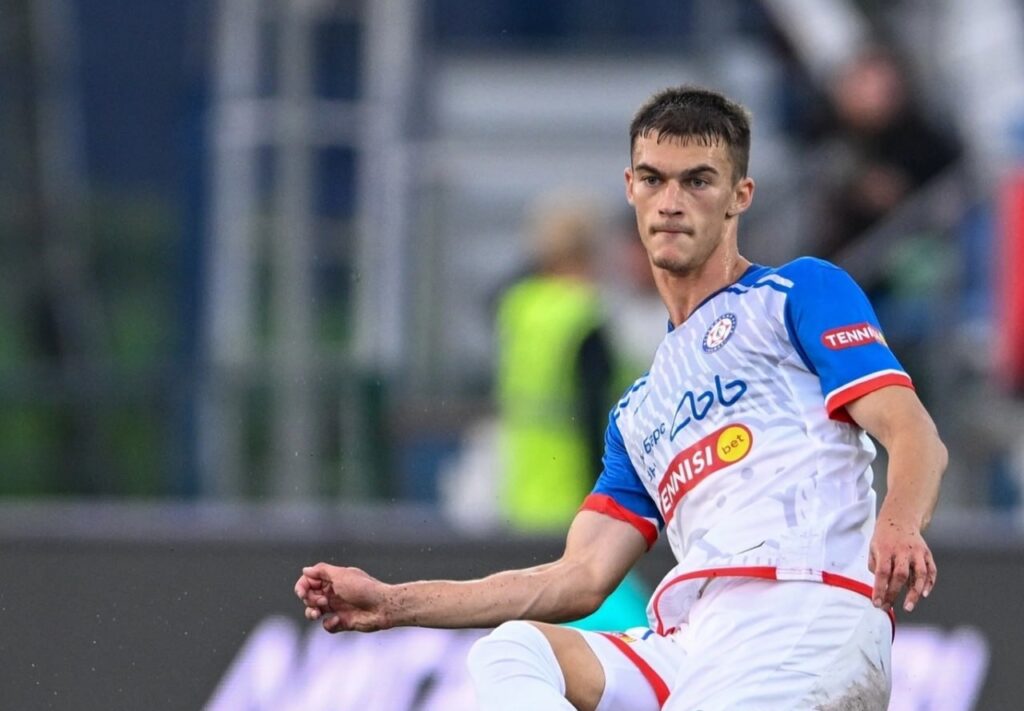 Иллюстрация — «Иртыш» проявляет интерес к белорусскому защитнику