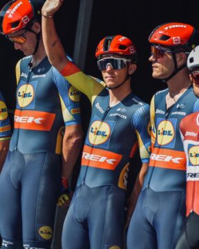 «Астана» официально получила лицензию WorldTour на три сезона подряд