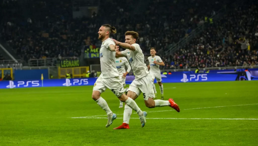 Иллюстрация — «Кайрат» объявил об уходе израильского полузащитника