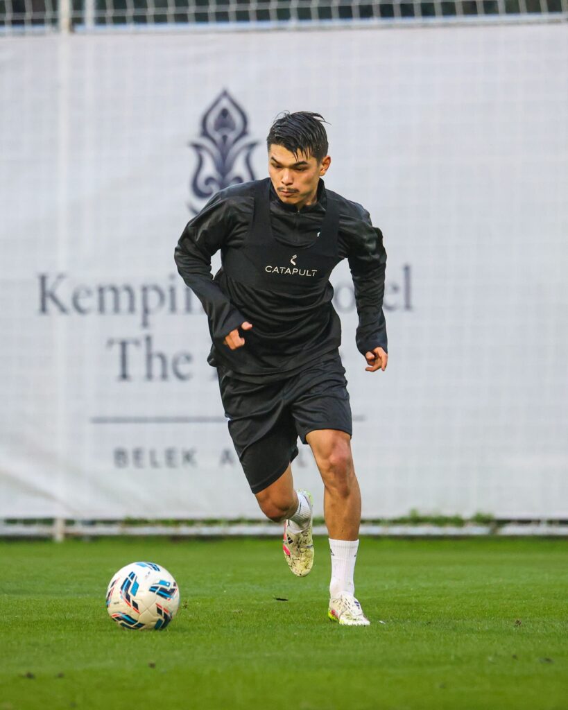 Иллюстрация — Полузащитник сборной Казахстана провёл первую тренировку в новом клубе