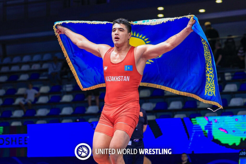 Сборная Казахстана завоевала 14 медалей на турнире памяти Александра Медведя в Беларуси