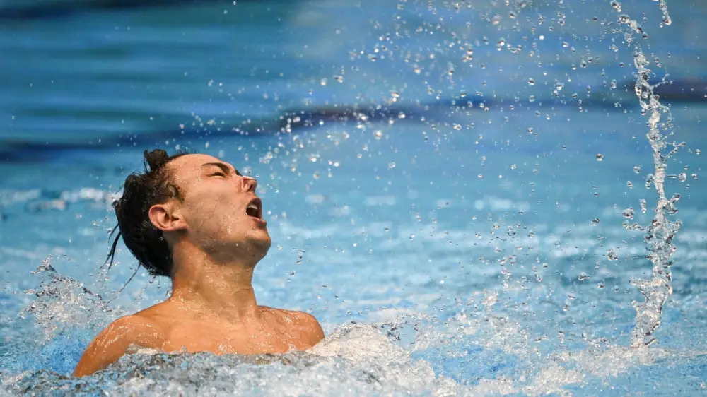 Казахстанец выиграл золото этапа Кубка мира по артистическому плаванию