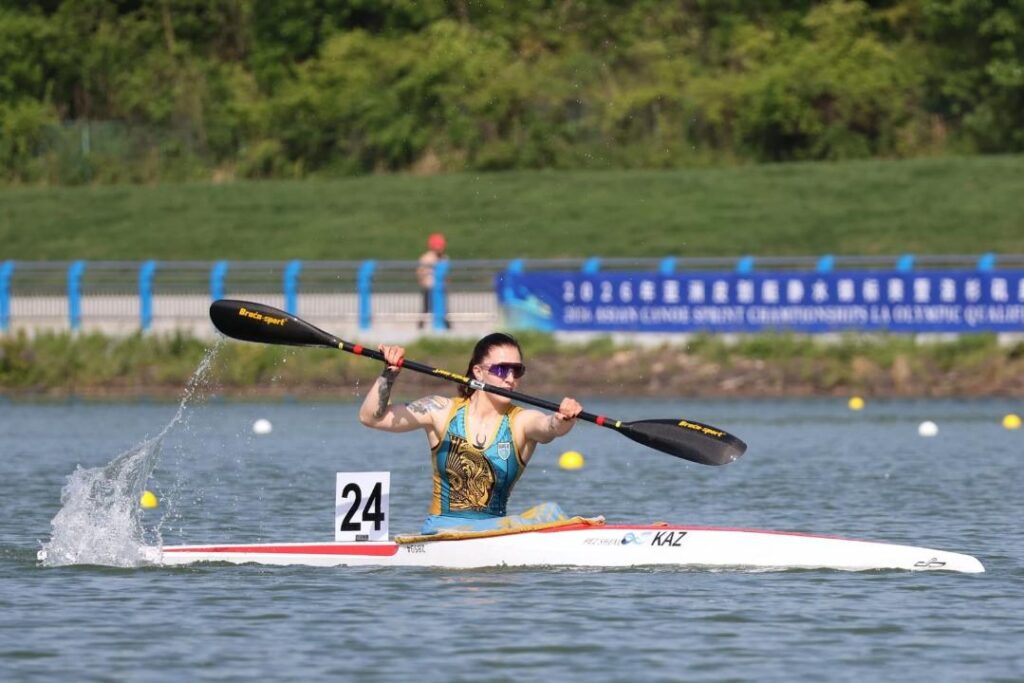 Семью медалями завершили чемпионат Азии казахстанские каноисты и байдарочники